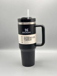 Stanley Quencher H2.0 Flowstate Tumbler black (1.18L) (Premium Batch)